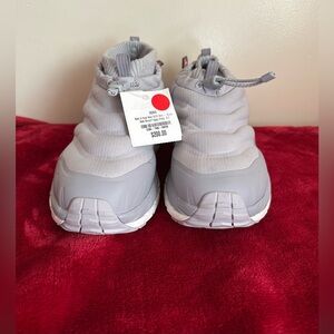 Hoka One One Kids Gray Boots